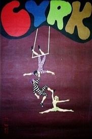 3 acrobats on trapeze